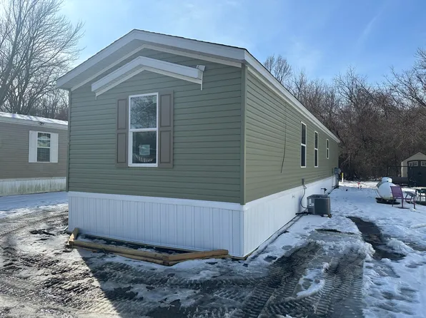 CLAYTON PULSE - 4 Months Rent-Free Offer Plan, Royal Village Manufactured Home Community