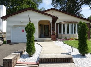 993-995 Kenyon Ave, Plainfield, NJ 07060