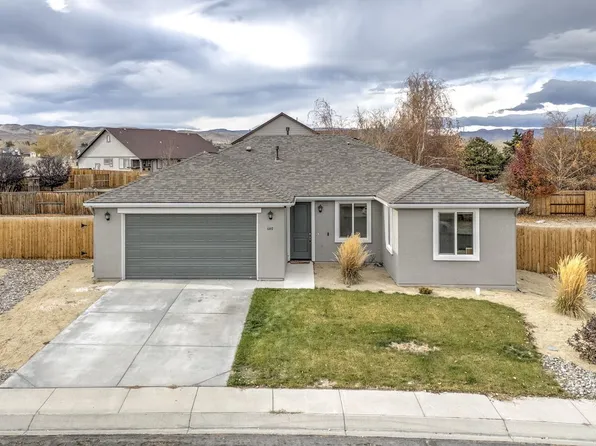 640 Wedge Ln, Fernley, NV 89408