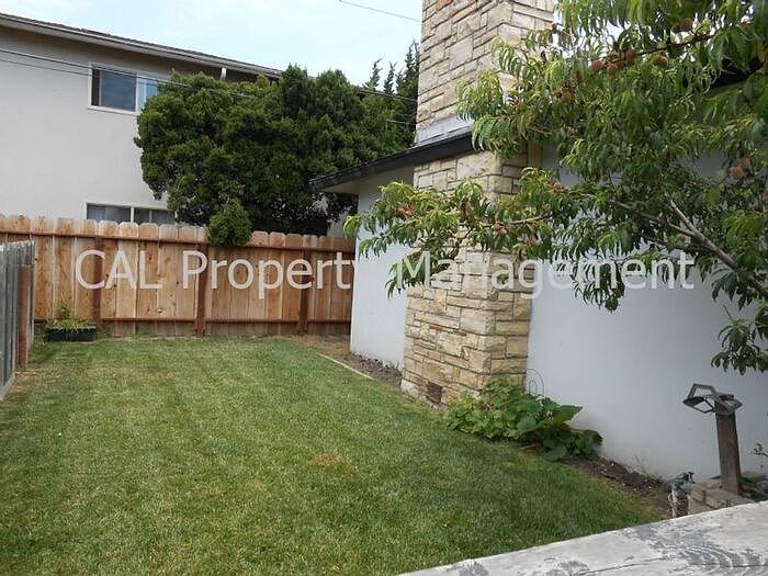 2nd image of 654 Ambrose Dr