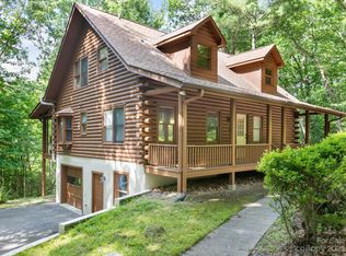 406 Deer Run, Hendersonville, NC 28739