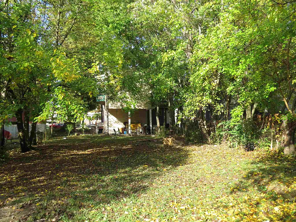 Building Photo 3