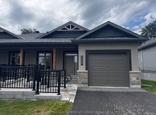 1509 Flanders Rd, Brockville, ON K6V 0A3