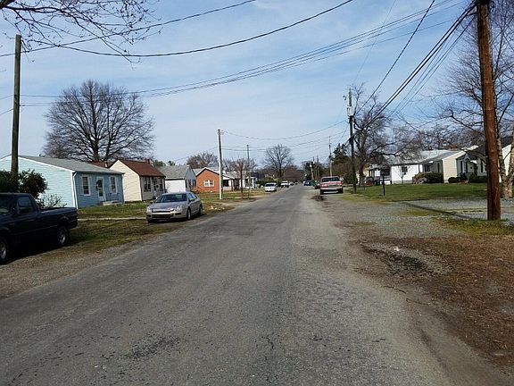 5th image of 5313 Bloomingdale Ave