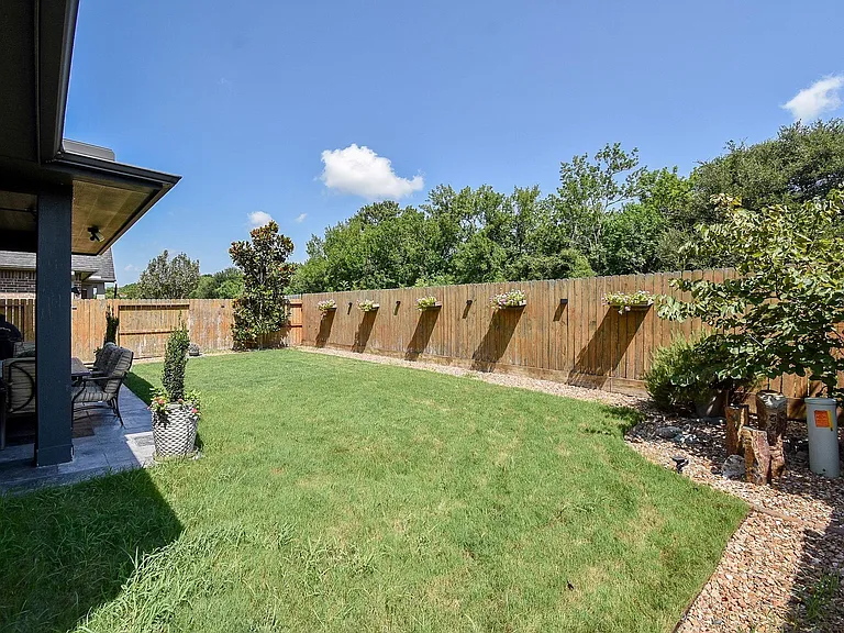 22126 Grand Mist Dr — Photo 46