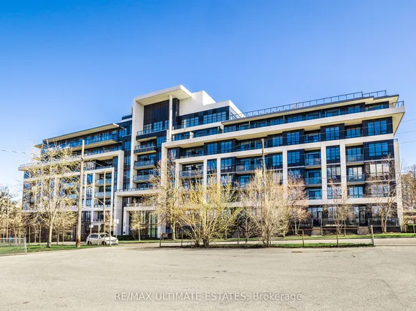 399 Spring Garden Ave #222, Toronto, ON M2N 3H6