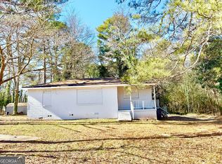 1924 Peters Rd, Tucker, GA 30084