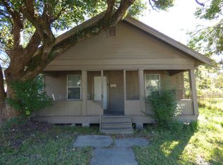 710 12th St, Orange, TX 77630