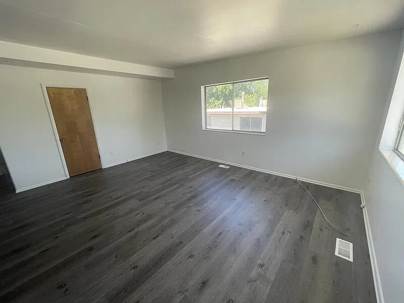 2 bed, 1.0 bath, 742 sqft, $1,200 — Photo 2