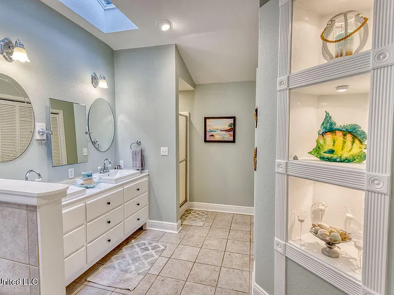 101 Pittman Dr — Photo 10