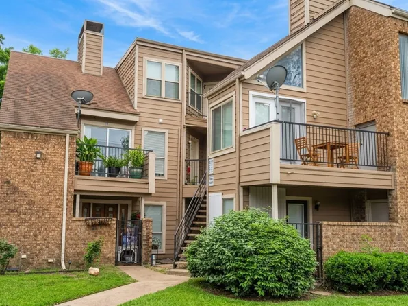 9801 Walnut St APT A304, Dallas, TX 75243