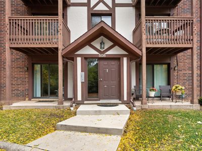 508 Taylor Ave APT A, Glen Ellyn, IL, 60137