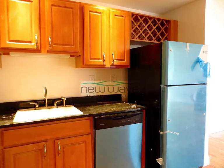 108 Jersey St #5 — Photo 2