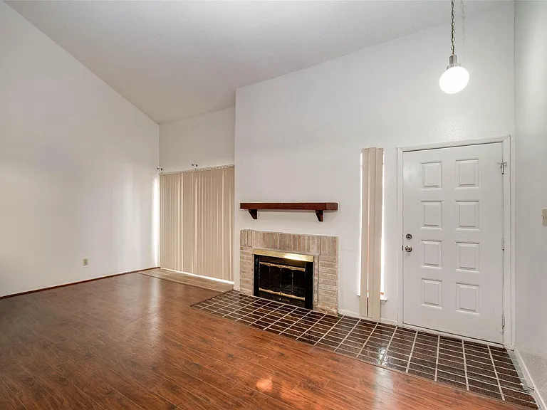 7131 Brendam Ln — Photo 9