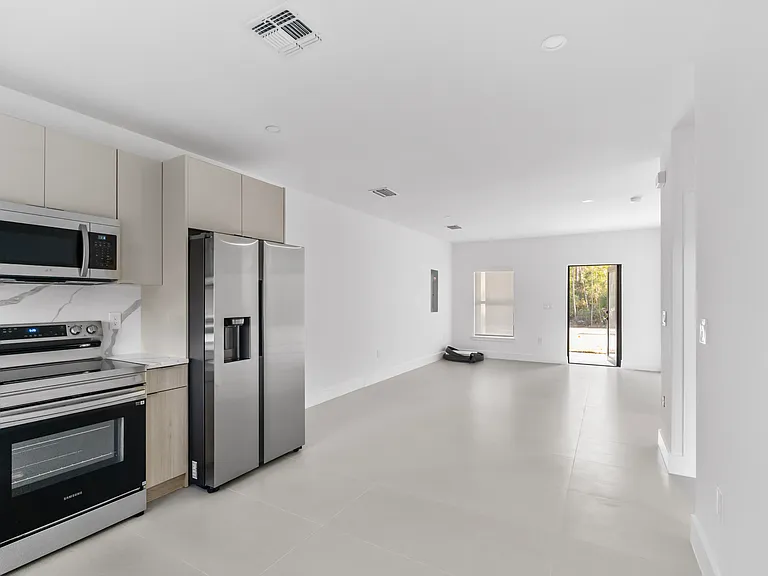 214 Singer St #1 — Photo 12