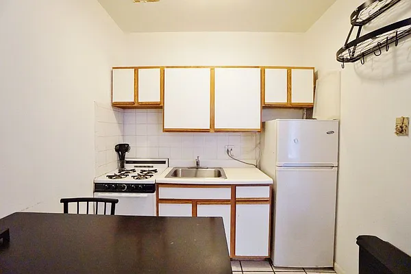 Rented by Best Apartments North Inc | media 4