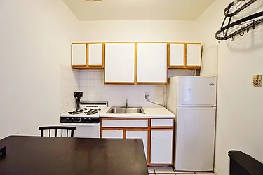 Rented by Best Apartments North Inc