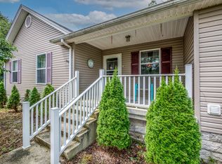 1513 Skaggs Ln, Hillsboro, KY 41049