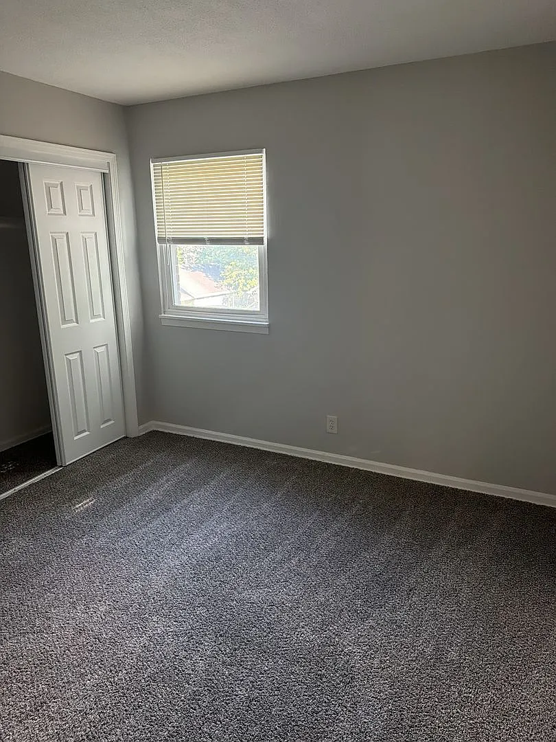 1616 Washington Ave — Photo 2