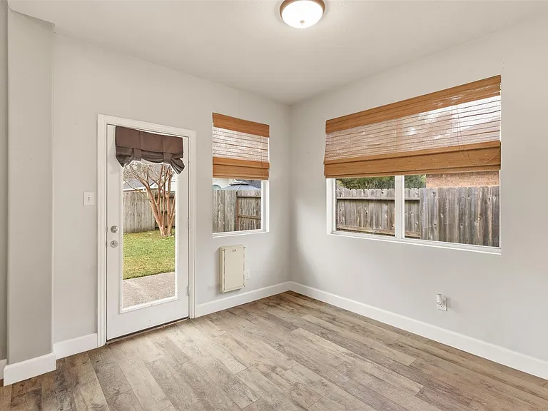 14127 Austin Hollow Ct — Photo 17