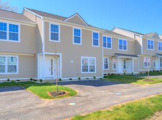 460 Pin Oak Dr NW, Christiansburg, VA 24073