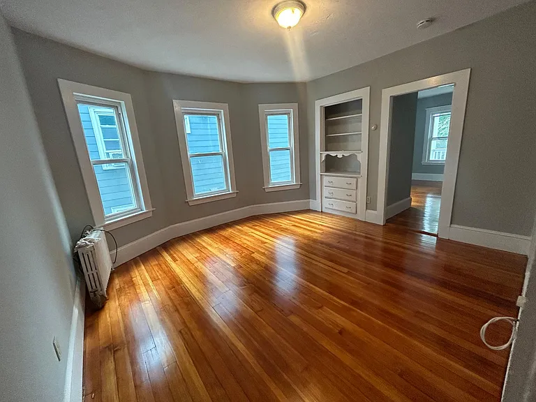 82A Conwell Ave #2 — Photo 3