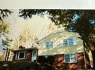 47 Legacy Ln