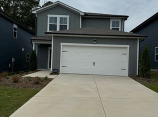 1424 Rhodes Pond St, Wendell, NC 27591