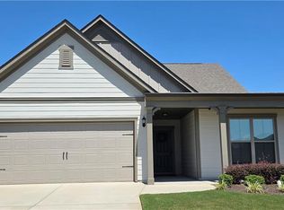 4981 Adler Ct, Hoschton, GA 30548