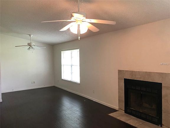 3rd image of 4033 Dream Oak Pl APT 201