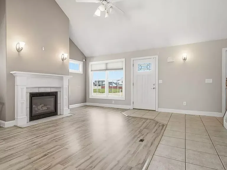 1831 Marina Dr — Photo 23