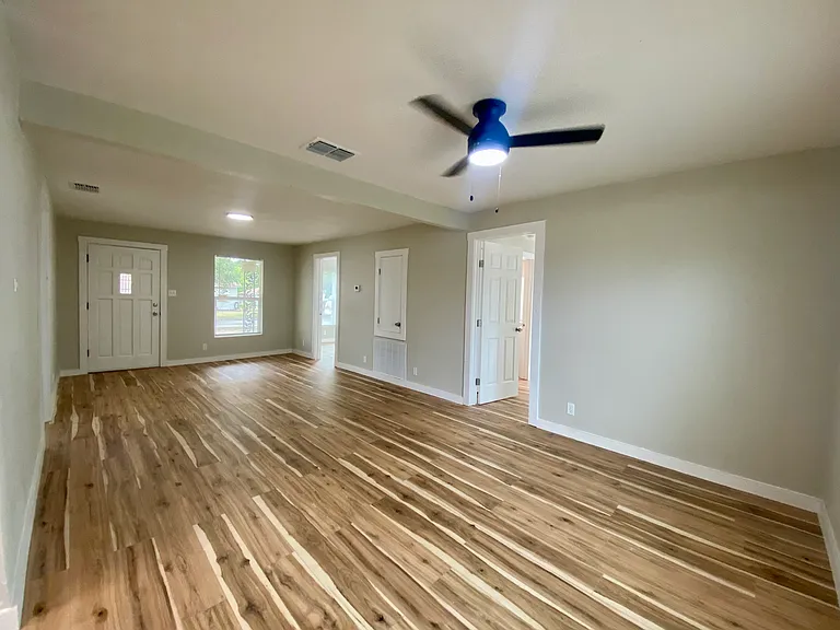 431 Tutt Ave — Photo 25