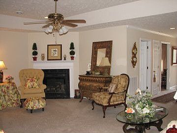 3rd image of 123 Creekwood Way