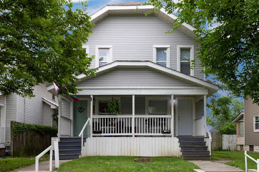 659-661 E Southwood Ave photo 1