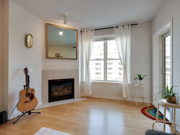360 W Washington Ave Unit 712, Madison, WI 53703