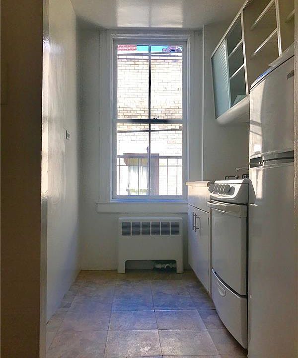 2nd image of 421 E 64th St APT 6D