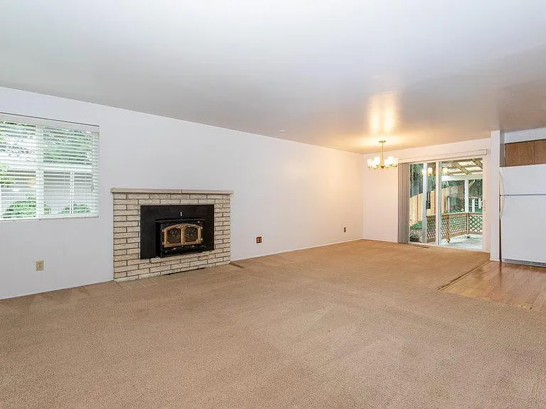 811 170th Pl NE — Photo 14