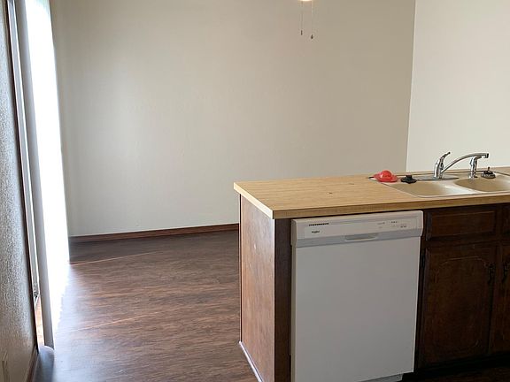 4th image of 1406 Paradise Pkwy #A