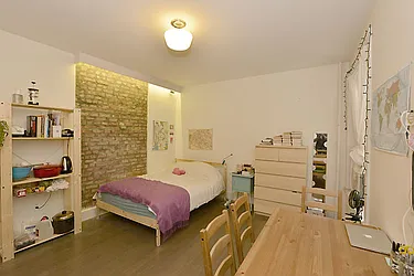 Rented by Cooper & Cooper Real Estate