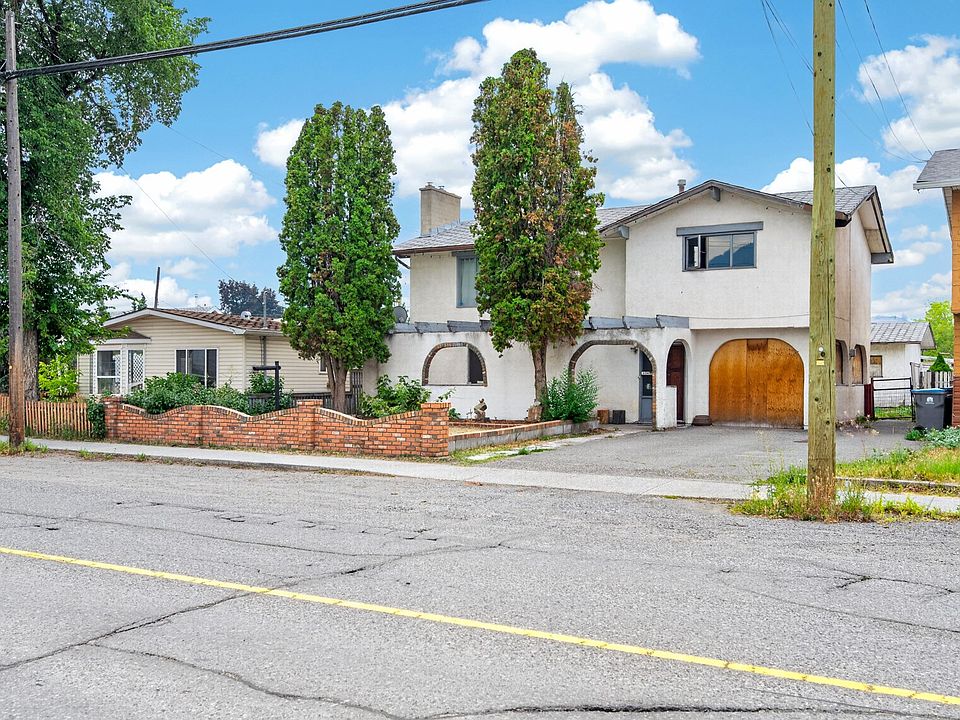 1st image of 2376 Quilchena Ave