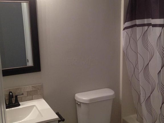3rd image of 227 Olive St