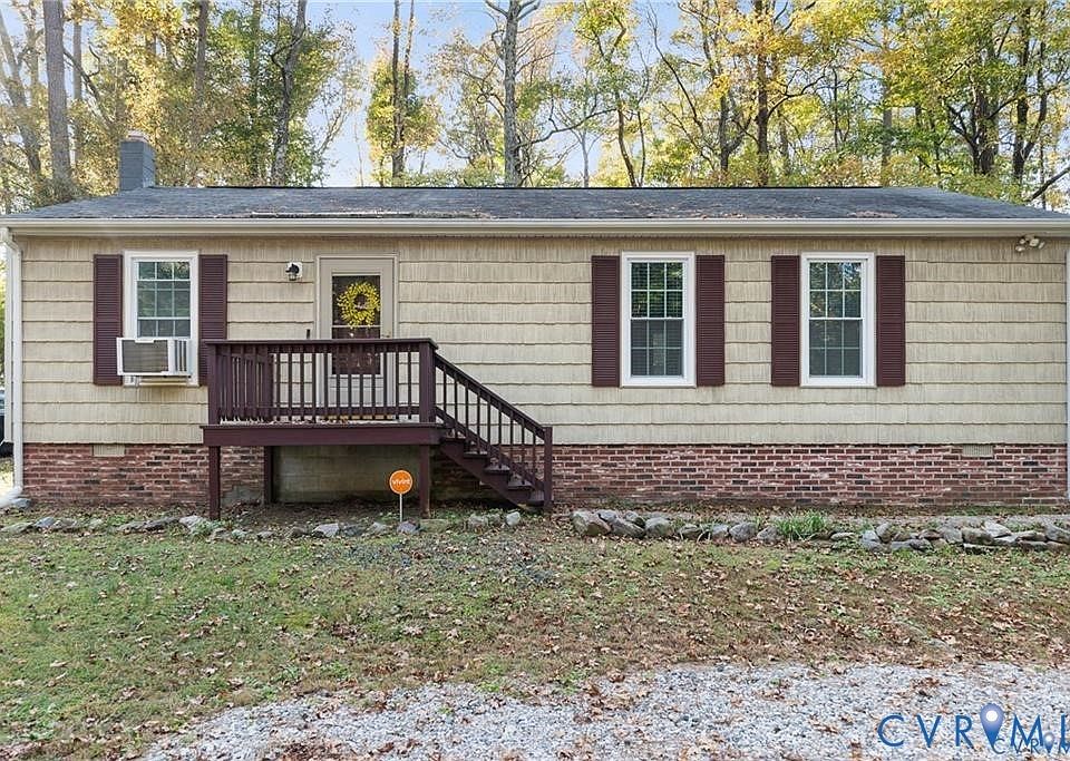 1st image of 21104 Matoaca Rd