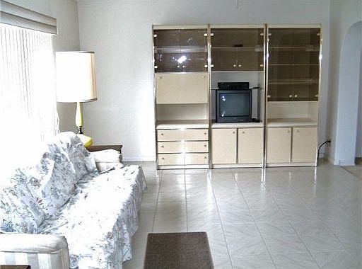 4th image of 5730 Fernley Dr E APT 21