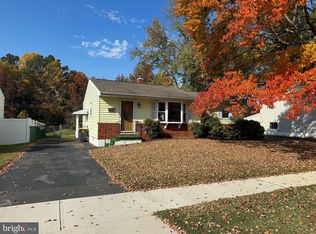 51 Dunsinane Dr, New Castle, DE 19720