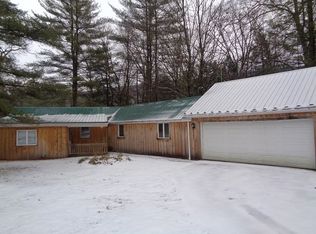 3726 New Lancaster Valley Rd, Milroy, PA 17063