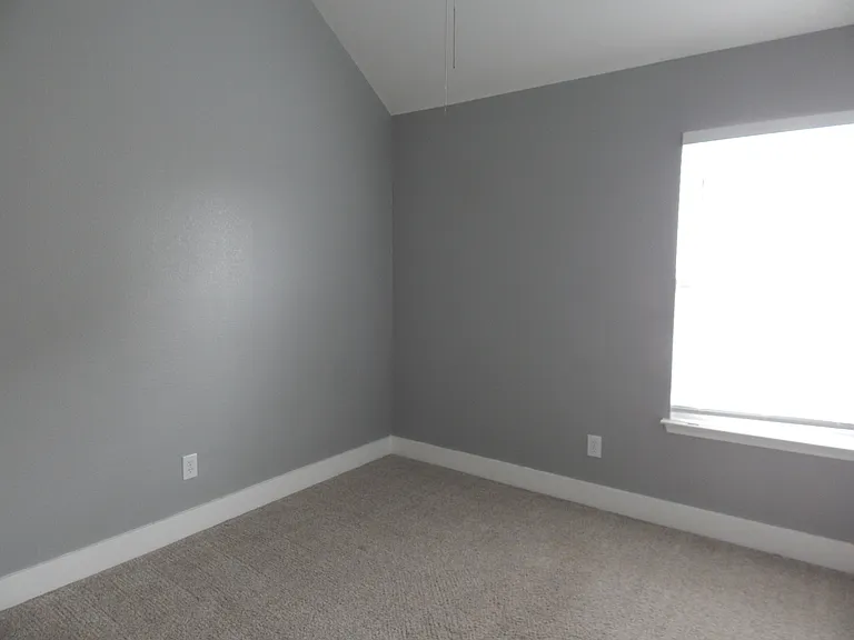 2704 Pyramid Ln — Photo 18
