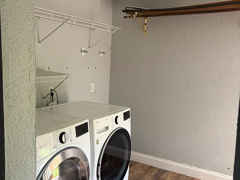103 Aransas Ave — Photo 6