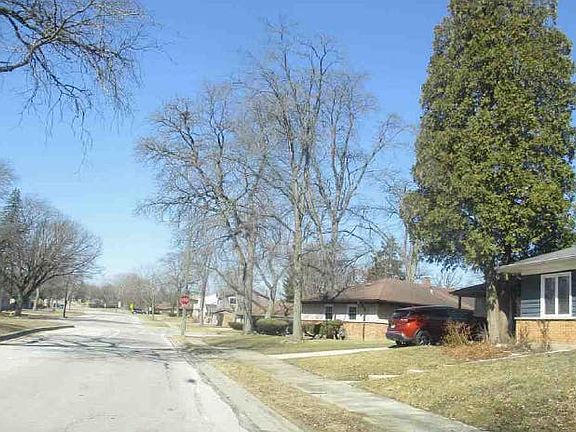 4th image of 78 Blackhawk Dr