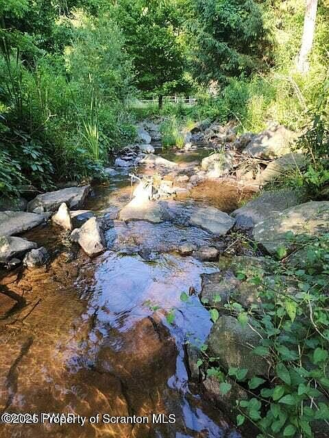 2nd image of 65 Carbondale Rd
