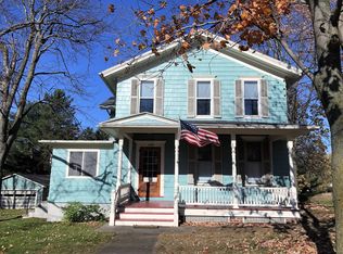 486 Ayrault Rd, Fairport, NY 14450